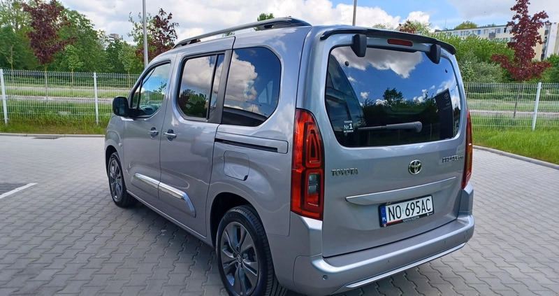 Toyota Proace City Verso cena 135900 przebieg: 11793, rok produkcji 2022 z Kleczew małe 596